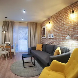  Apartment Barson