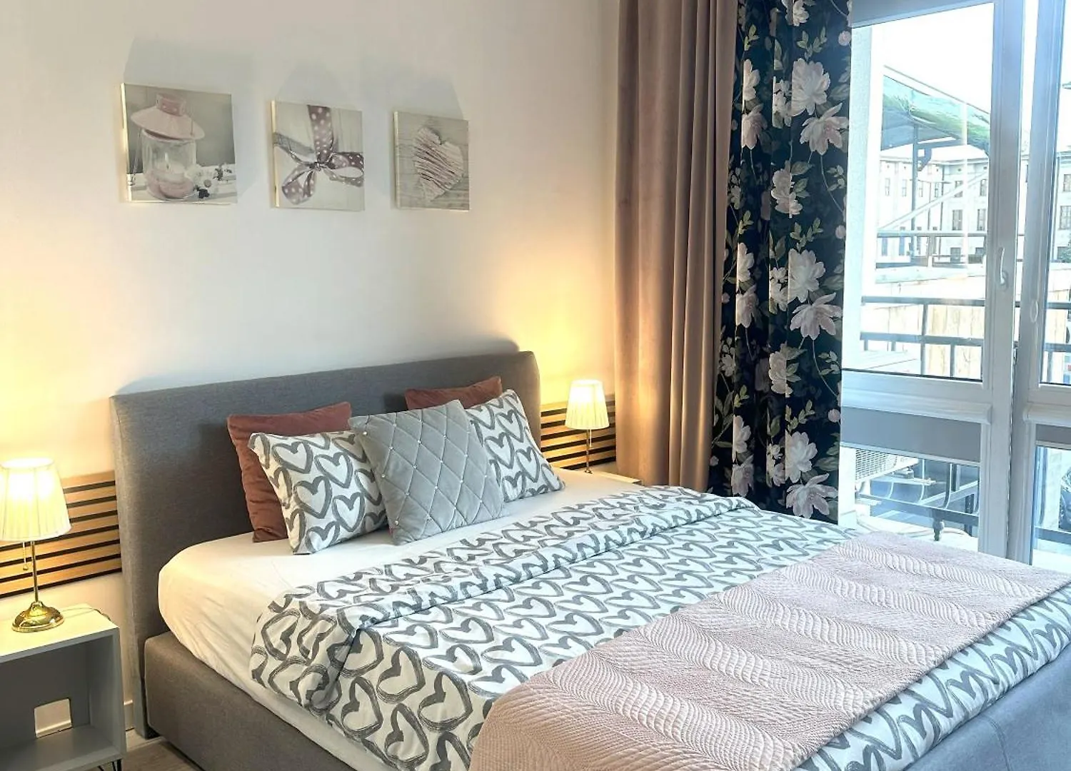 Exclusive Apartments Smolna Warsaw Poland